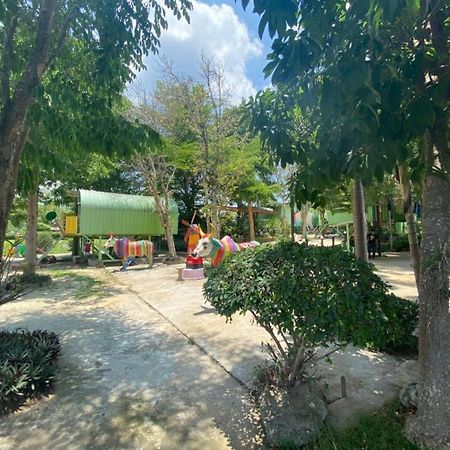 Oyo 966 Boss Khaoyai Hotel Ban Bung Toei Buitenkant foto