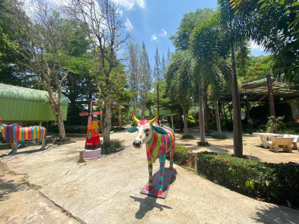 Oyo 966 Boss Khaoyai Hotel Ban Bung Toei Buitenkant foto