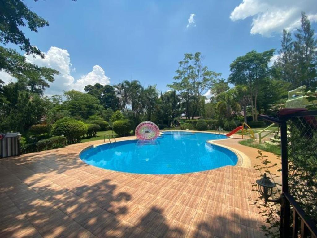 Oyo 966 Boss Khaoyai Hotel Ban Bung Toei Buitenkant foto
