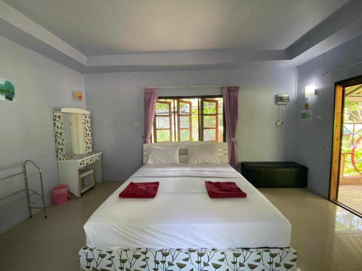 Oyo 966 Boss Khaoyai Hotel Ban Bung Toei Buitenkant foto