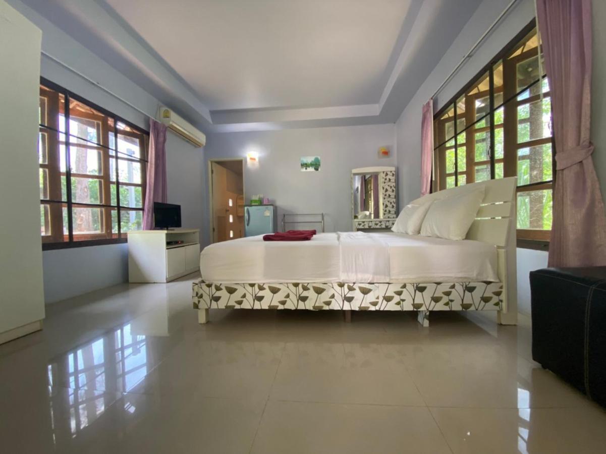 Oyo 966 Boss Khaoyai Hotel Ban Bung Toei Buitenkant foto