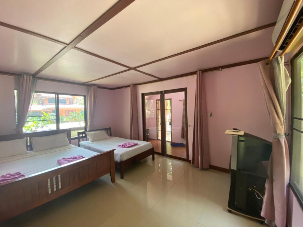 Oyo 966 Boss Khaoyai Hotel Ban Bung Toei Buitenkant foto